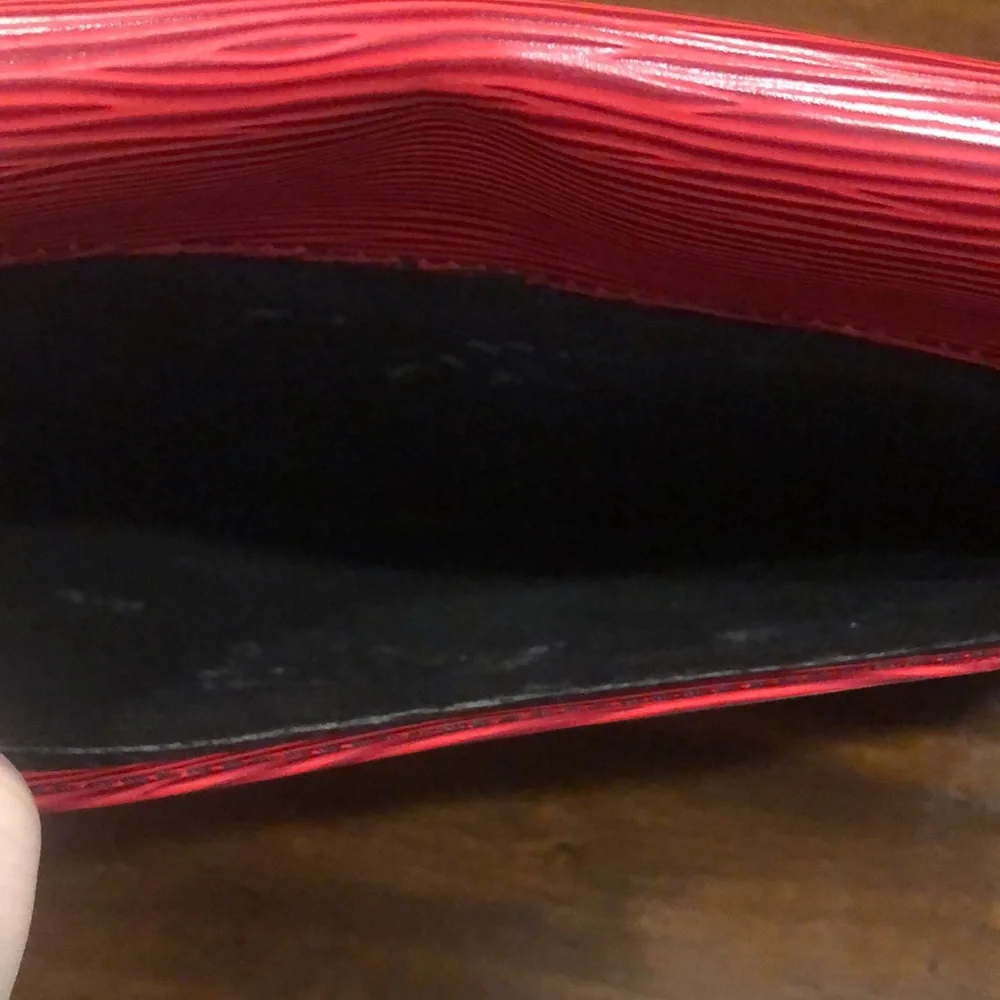 LOUIS VUITTON Red Epi Leather Clutch Crossbody and Shoulder Bag GM size